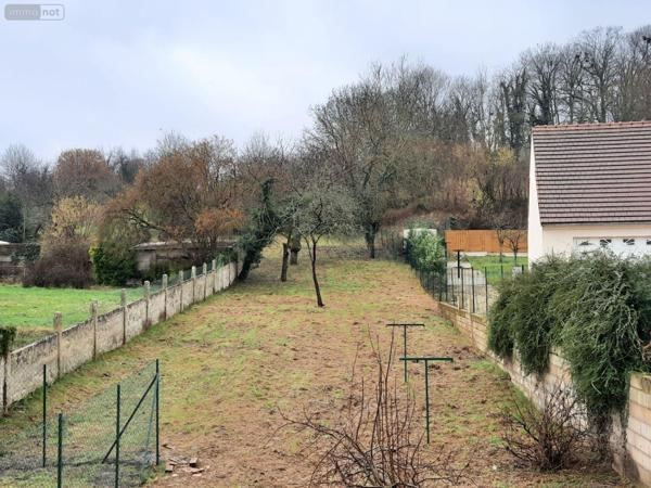 Terrain à Batir à vendre à Vailly-sur-Aisne dans l'Aisne (02370), ref : 02072/156