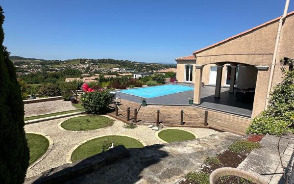 Maison à vendre    5 pièces •  Limoux