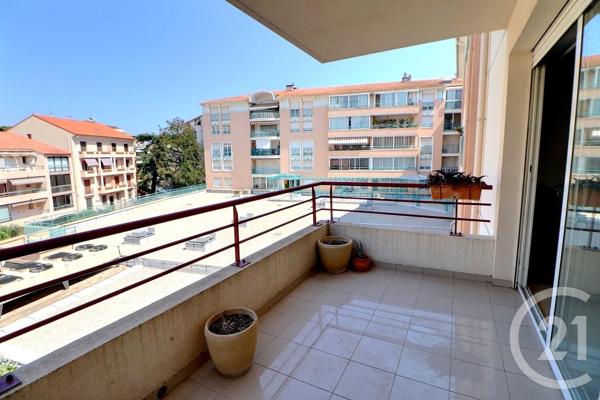 Appartement T2 à vendre  2 pièces - 48,89 m2 ST RAPHAEL - 83