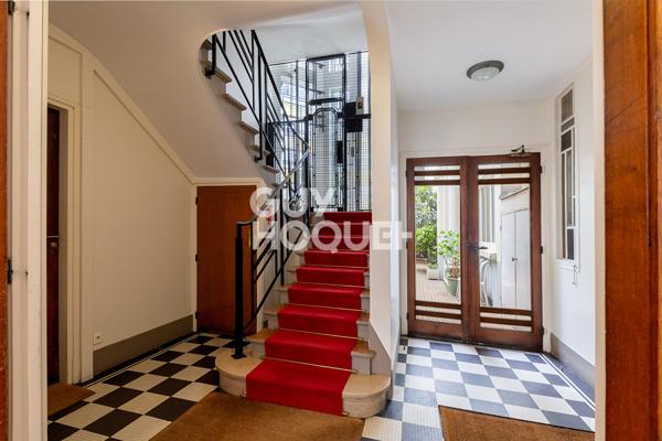 Appartement 2 pièces PARIS 15 - VAUGIRARD
