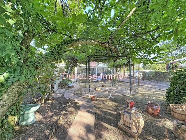 Maison à vendre 4 pièces de 133 m²