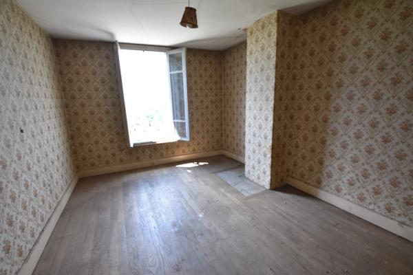 Maison à vendre 4 pièces GILLY SUR LOIRE (71)