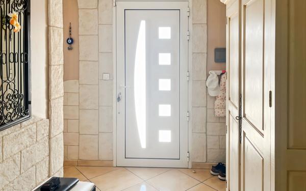 Maison à vendre    8 pièces •  Marseillan