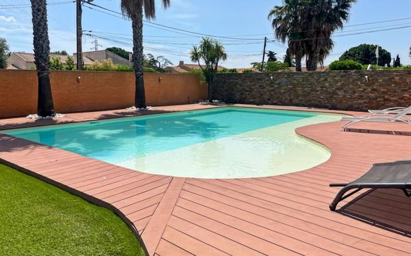 Maison à vendre    8 pièces •  Marseillan