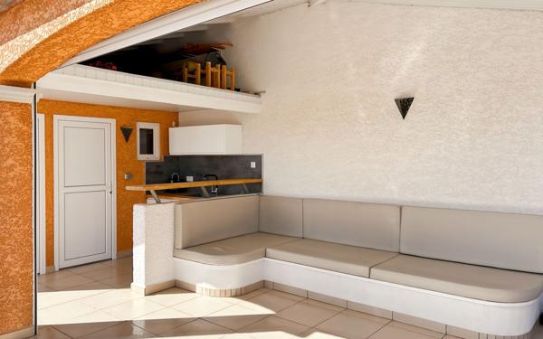 Maison à vendre    8 pièces •  Marseillan