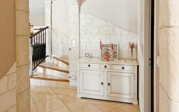 Maison à vendre    8 pièces •  Marseillan