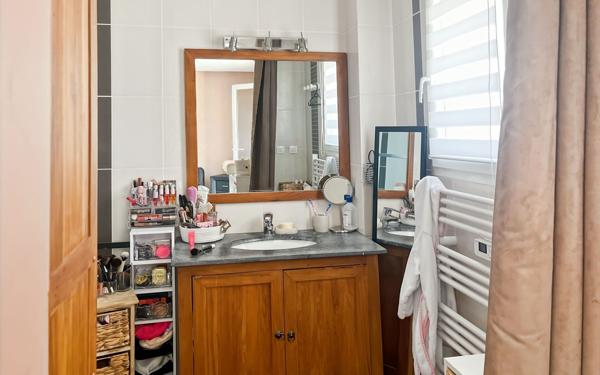 Maison à vendre    8 pièces •  Marseillan