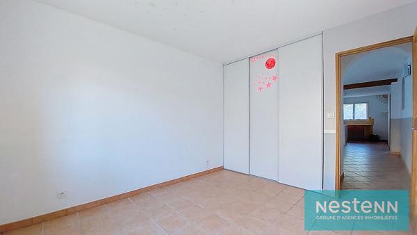 Istres proche centre ville et étang de l'olivier, Maison 5 pièce(s) 145 m2, 4 chambres, dont 3 au rez-de-chaussée