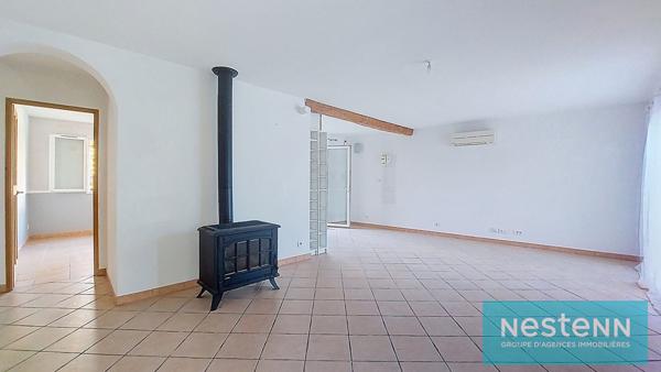 Istres proche centre ville et étang de l'olivier, Maison 5 pièce(s) 145 m2, 4 chambres, dont 3 au rez-de-chaussée