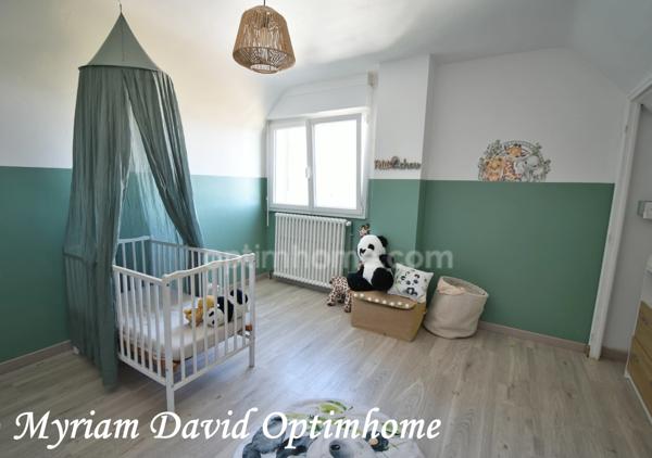 Maison familiale rénovée 128 m² – 5 chambres – Sous-sol complet – Rostrenen