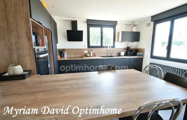 Maison familiale rénovée 128 m² – 5 chambres – Sous-sol complet – Rostrenen