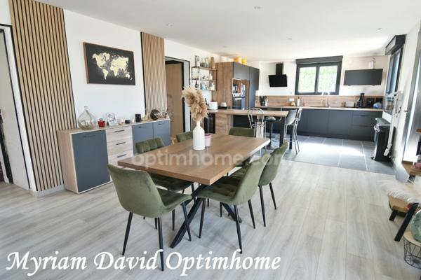 Maison familiale rénovée 128 m² – 5 chambres – Sous-sol complet – Rostrenen