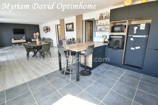 Maison familiale rénovée 128 m² – 5 chambres – Sous-sol complet – Rostrenen