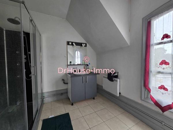 Immeuble à vendre 7 pièces de 210 m²
