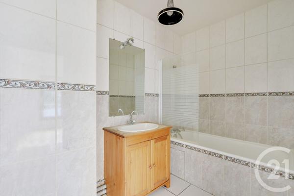 Appartement F3 à vendre  3 pièces - 68 m2 PARIS - 75020