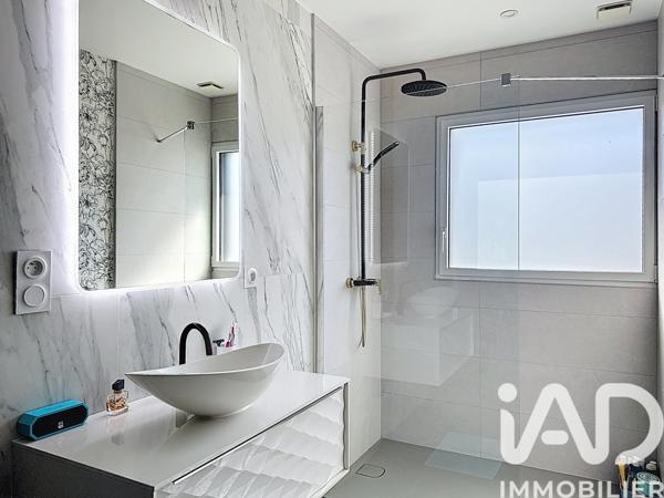 Maison à vendre 8 pièces 254 m² Vern-sur-Seiche