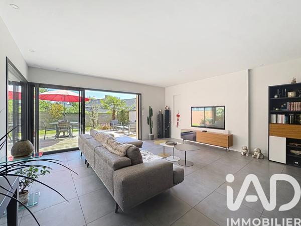 Maison à vendre 8 pièces 254 m² Vern-sur-Seiche