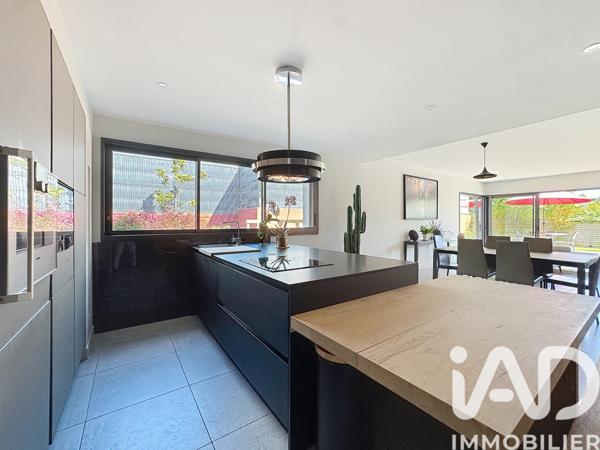 Maison à vendre 8 pièces 254 m² Vern-sur-Seiche