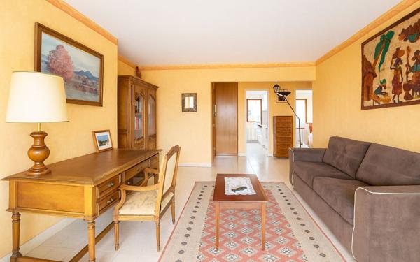 Appartement à vendre    3 pièces • 64,97 m2 Noisy-le-Roi