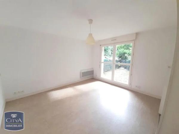 Appartement à louer 1 pièce 25.36m² Saint-Cyr-sur-Loire (37540)