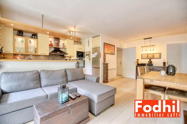 Appartement 3 pièces de 60 m ²- jardin de 30m²avec un parking et une cave.