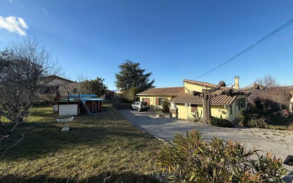 Maison à vendre    4 pièces •  Villeneuve-de-Berg