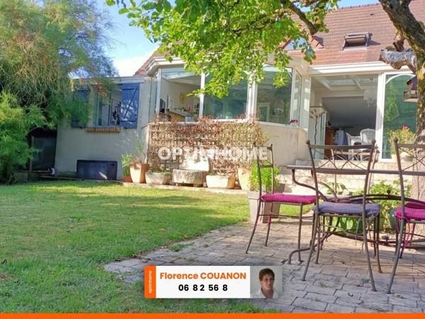 CYR SOUS DOURDAN. Belle Maison de 167 M² avec 3/4 chambres...Dépendances et un beau Jardin de 1385 M² clos et arboré.