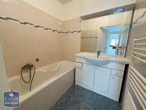 Appartement à louer 2 pièces 48.69m²