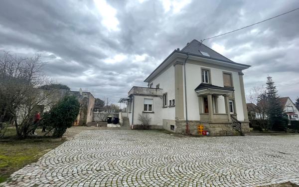 Maison à vendre    6 pièces •  La Walck