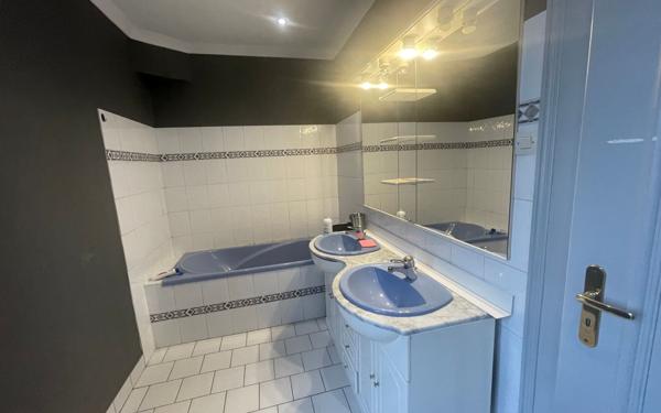 Maison à vendre    6 pièces •  La Walck