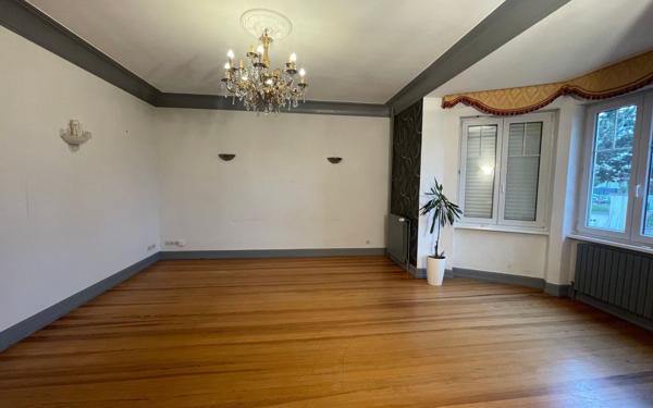 Maison à vendre    6 pièces •  La Walck