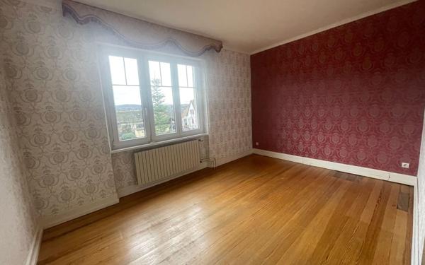 Maison à vendre    6 pièces •  La Walck