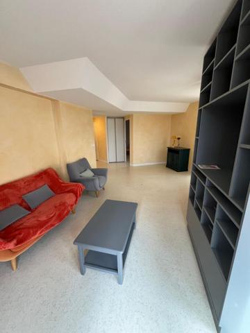 DAX , Appartement, 3 pièces, 69 m², 196 000 € - Réf : 3878-106403