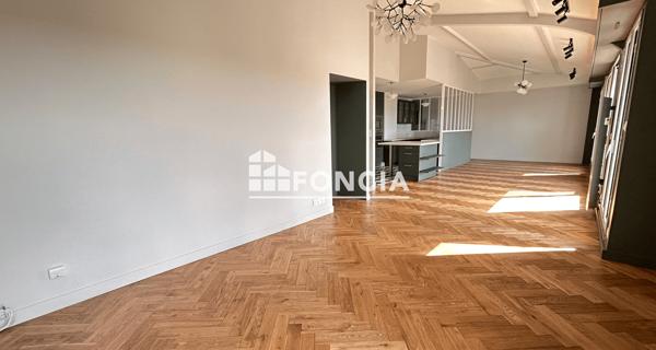 Location Appartement 3 pièces 119.8 m² - La Roche-sur-yon 85000
