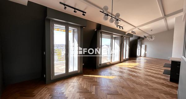 Location Appartement 3 pièces 119.8 m² - La Roche-sur-yon 85000
