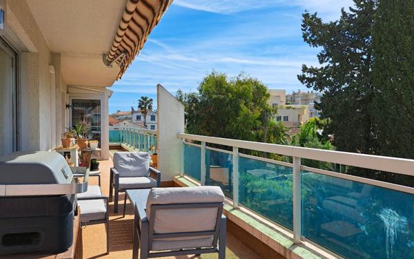 Appartement à vendre    3 pièces • 51,24 m2 Golfe Juan - Vallauris