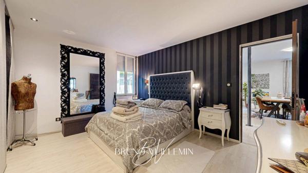 MAISON DE VILLE CONSTITUÉE DE 2 APPARTEMENTS INDÉPENDANTS / FORT POTENTIEL LOCATIF
