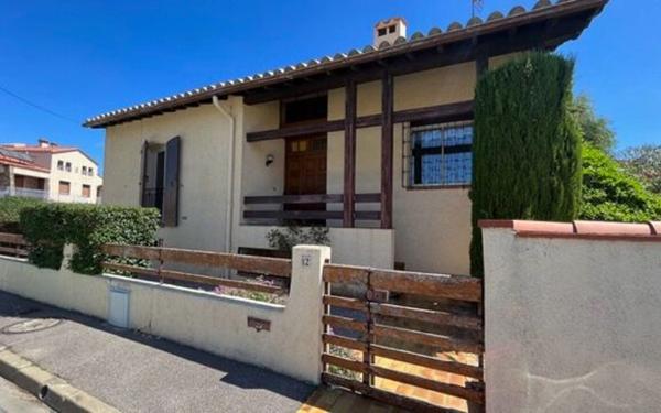 Maison à louer    5 pièces •  Saint-Estève