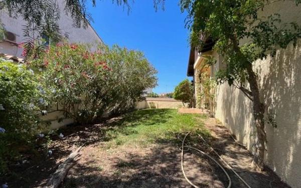 Maison à louer    5 pièces •  Saint-Estève