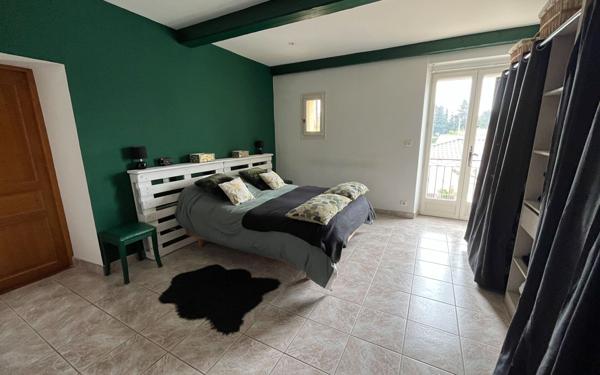 Maison à vendre    4 pièces •  L'Isle-sur-la-Sorgue