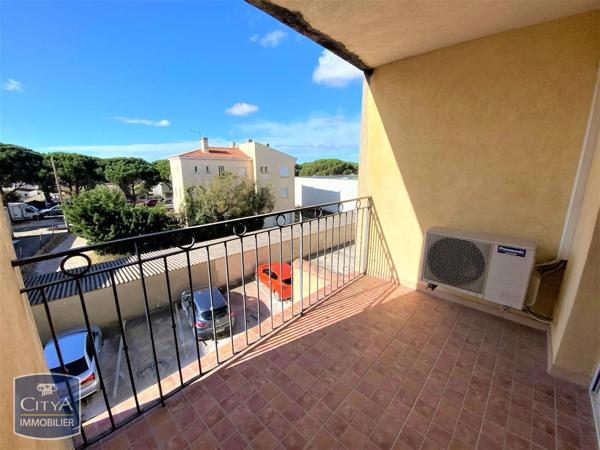 Appartement à louer 2 pièces 37.85m² Port-Saint-Louis-du-Rhône (13230)