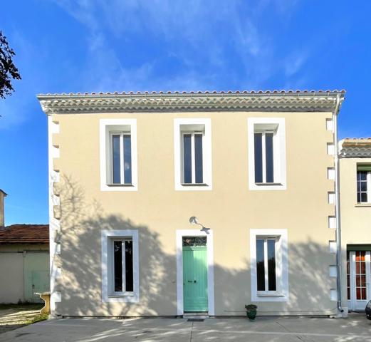 Sénas, maison de ville 140m² avec jardin de 550m²