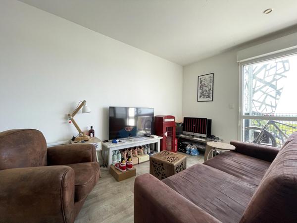 Appartement T2 lumineux avec balcon et parking – Résidence Escapade (2015)