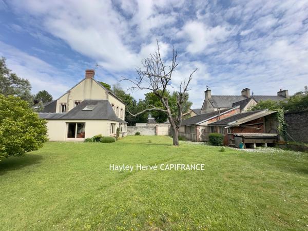 RARE À BAYEUX CENTRE – Grande maison familiale avec jardin plein sud, atelier indépendant et fort potentiel - BAYEUX (14)