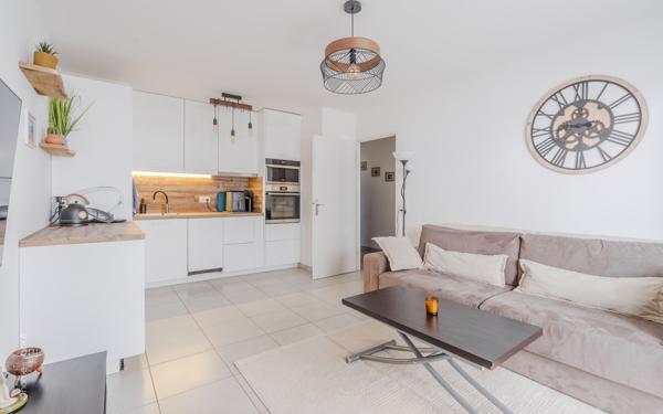 Appartement à vendre    2 pièces • 41,29 m2 Noisy-le-Grand