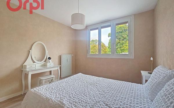 Appartement à vendre    4 pièces • 81,50 m2 Vichy
