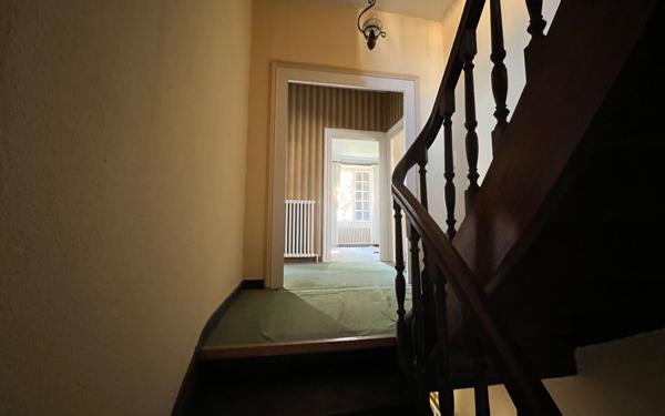 Maison à vendre    7 pièces • 134,80 m2 Carhaix-Plouguer