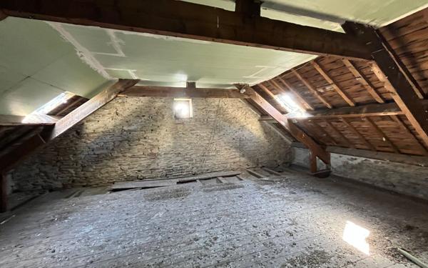 Maison à vendre    7 pièces • 134,80 m2 Carhaix-Plouguer