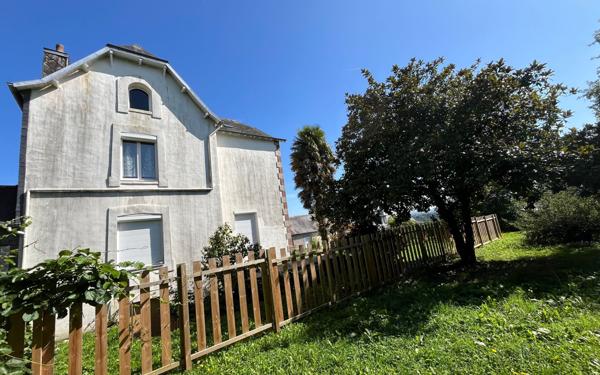 Maison à vendre    7 pièces • 134,80 m2 Carhaix-Plouguer