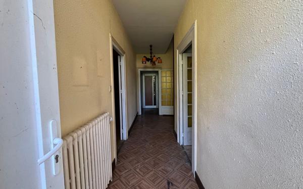 Maison à vendre    7 pièces • 134,80 m2 Carhaix-Plouguer